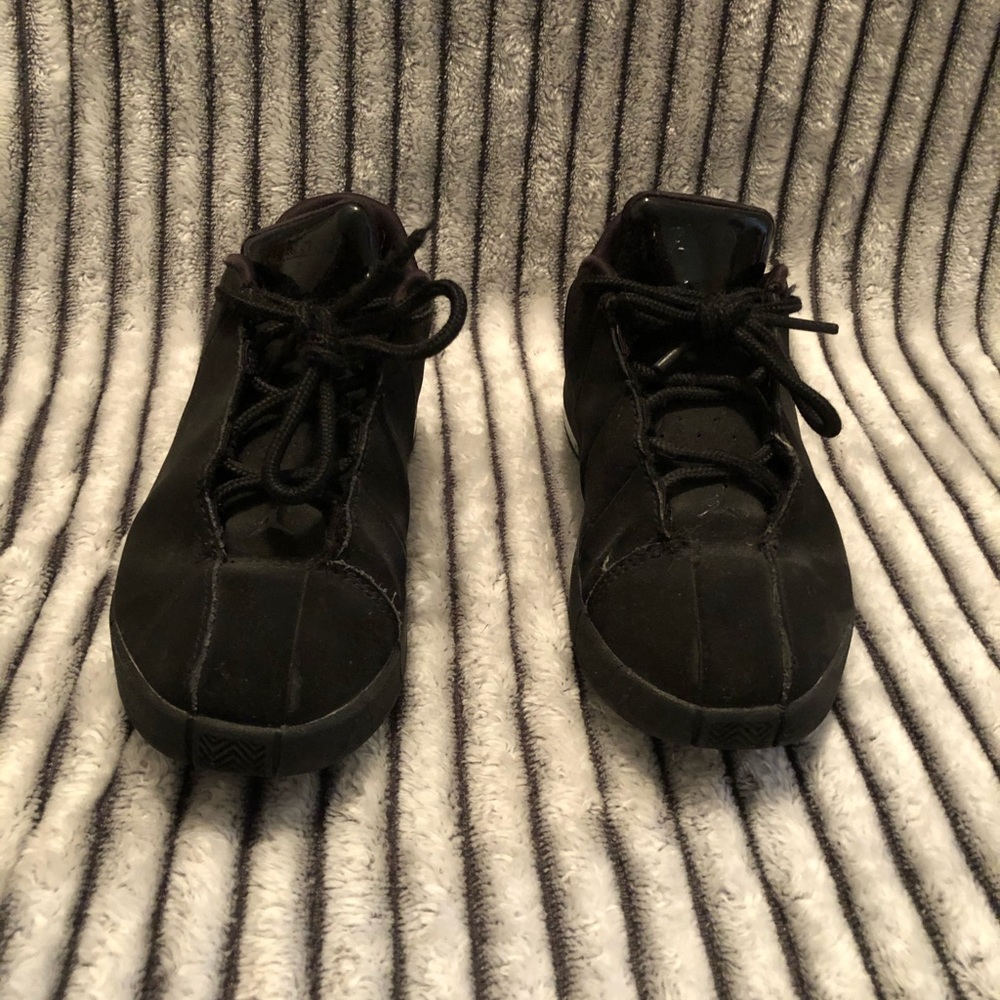 Black Jordan shoes